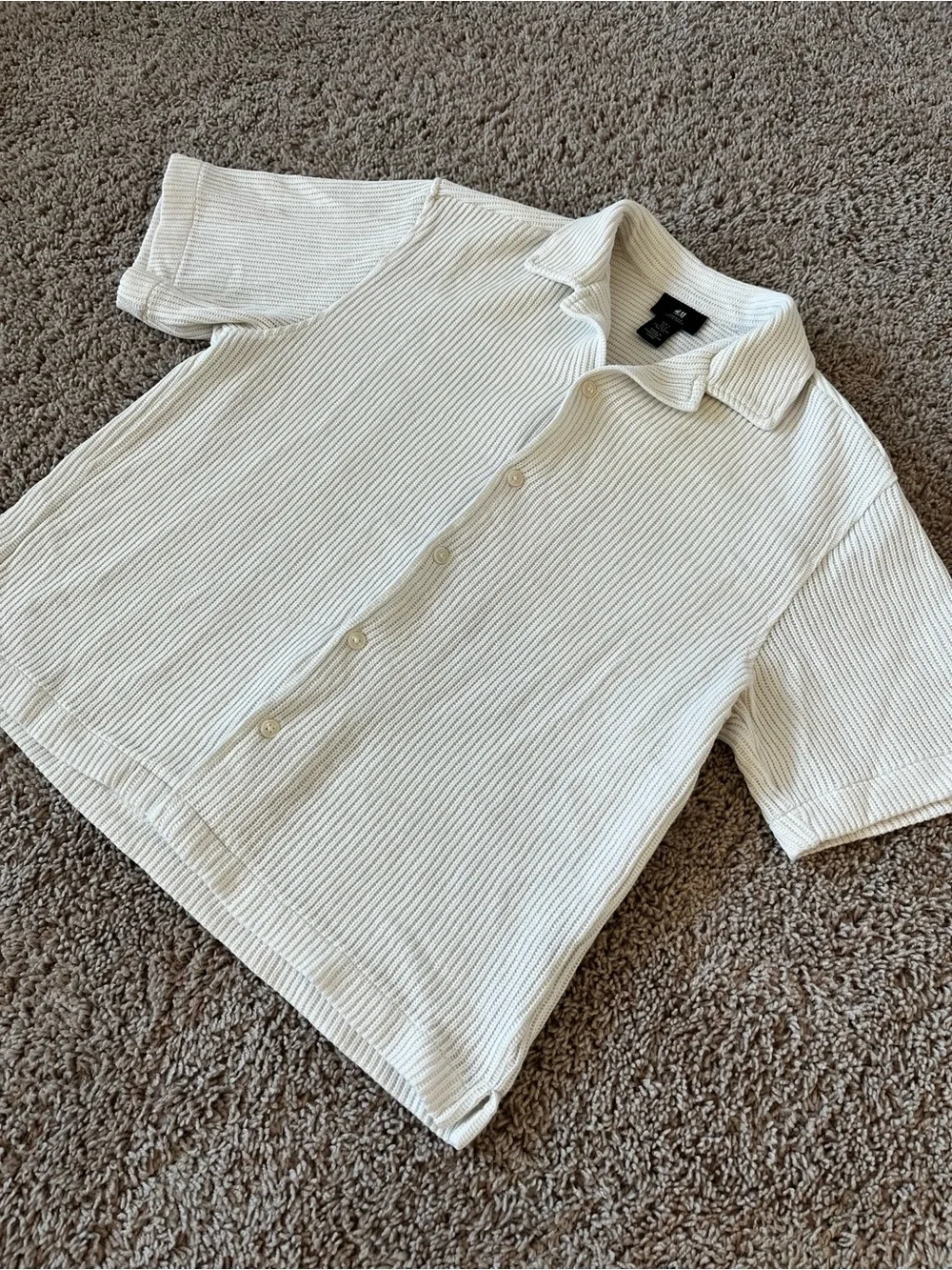 H&M Cream Textured Short-Sleeve Button-Down Shirt